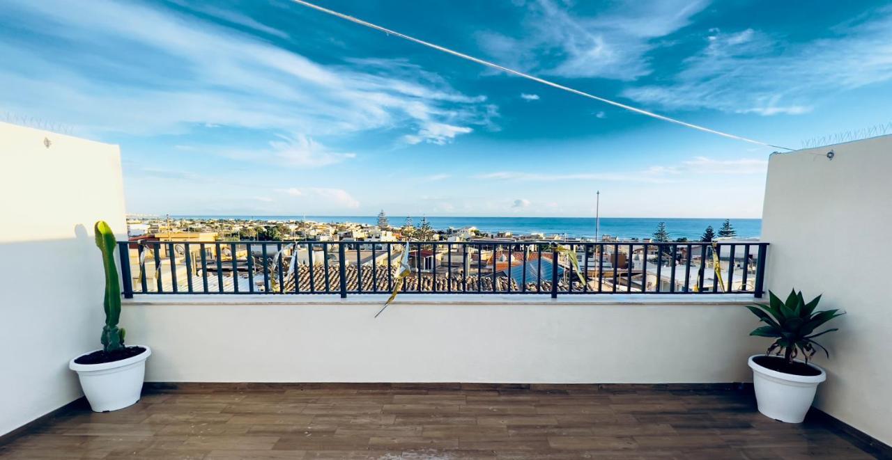 Zagare & Mare Apartment Donnalucata  Bagian luar foto